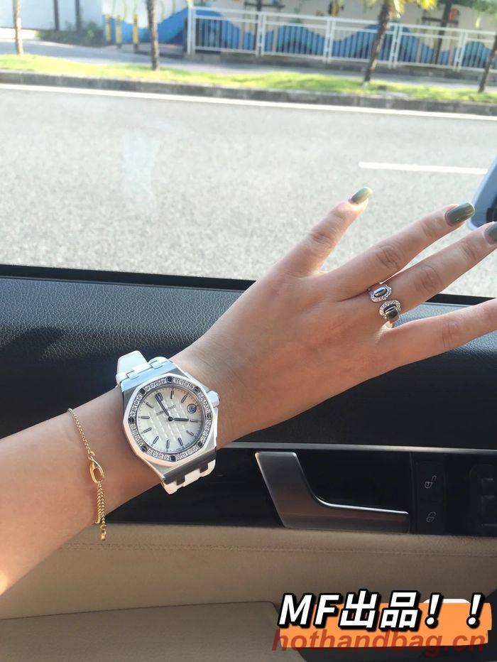 Audemars Piguet Watch APW00011